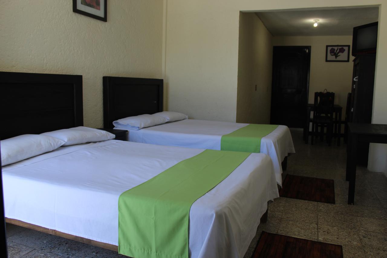 Hotel D'Lina Princess Suites San Cristóbal de Las Casas Esterno foto